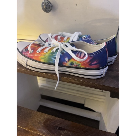 Converse Chuck Taylor All Star Shoes Women's 7 Tie Dye Colorful Sneakers NEW - Picture 3 of 8